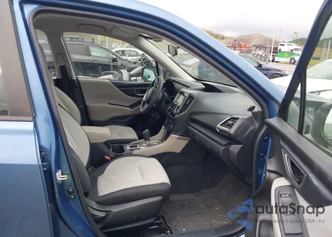 2021 Subaru Forester z USA, uszkodzony, nr VIN JF2SKADC6MH533461